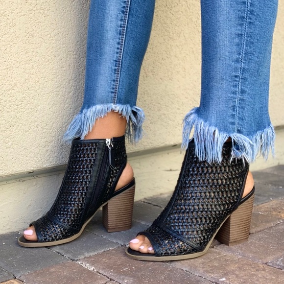 NIB BLACK Woven Peep Toe Block Heel Ankle Bootie - Picture 4 of 8